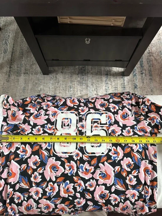 Maeve Anthropologie Floral Graphic Tee 86 Short Sleeve Top Black Pink Size Large - Picture 8 of 9